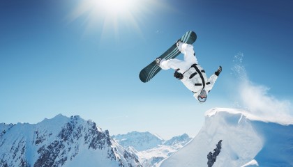 开云体育入口-沙漠雄鹰折戟法兰西，卡塔尔爆冷击败法国，坎塞洛领军书写H组神话