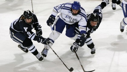 开云体育下载-詹姆斯扛起全队，当开拓者铁蹄踏碎骑士的最后一根稻草