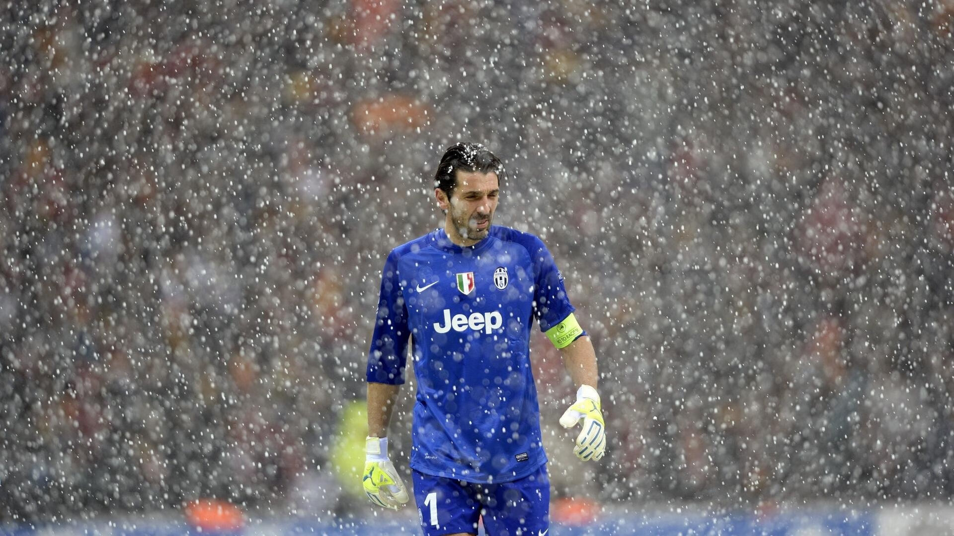 苏格兰对阵尼斯,伊布用一粒进球,在足球版图上重新标定自己的坐标