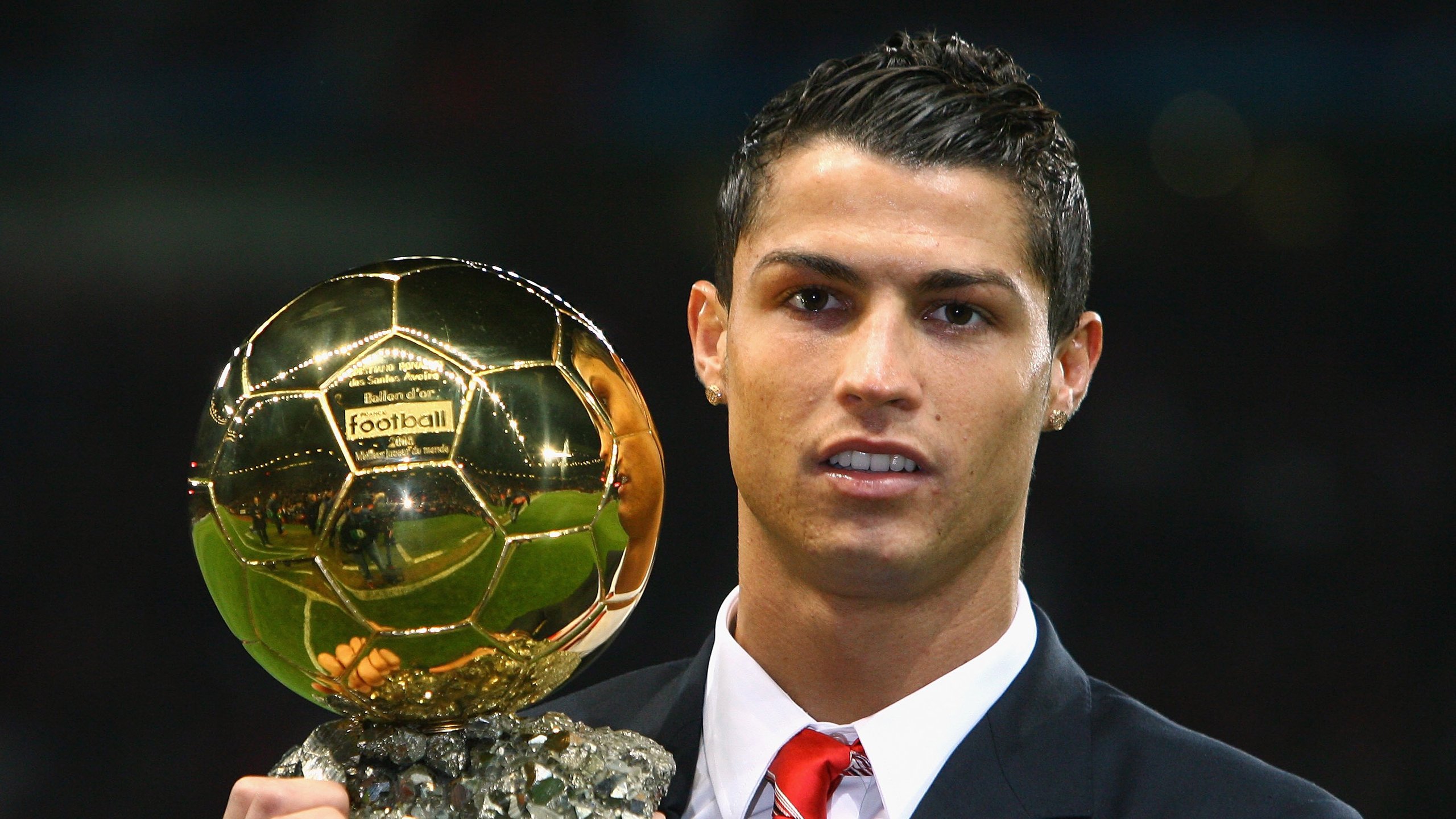 2026世界杯焦点战，曼联的巴黎收割，足球权力版图的重构序曲